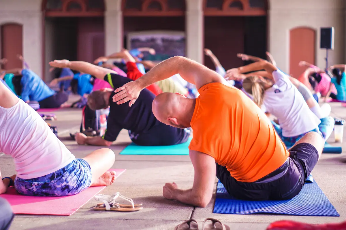 Cómo gestionar un centro de Yoga sin estrés: Guía completa para dueños
