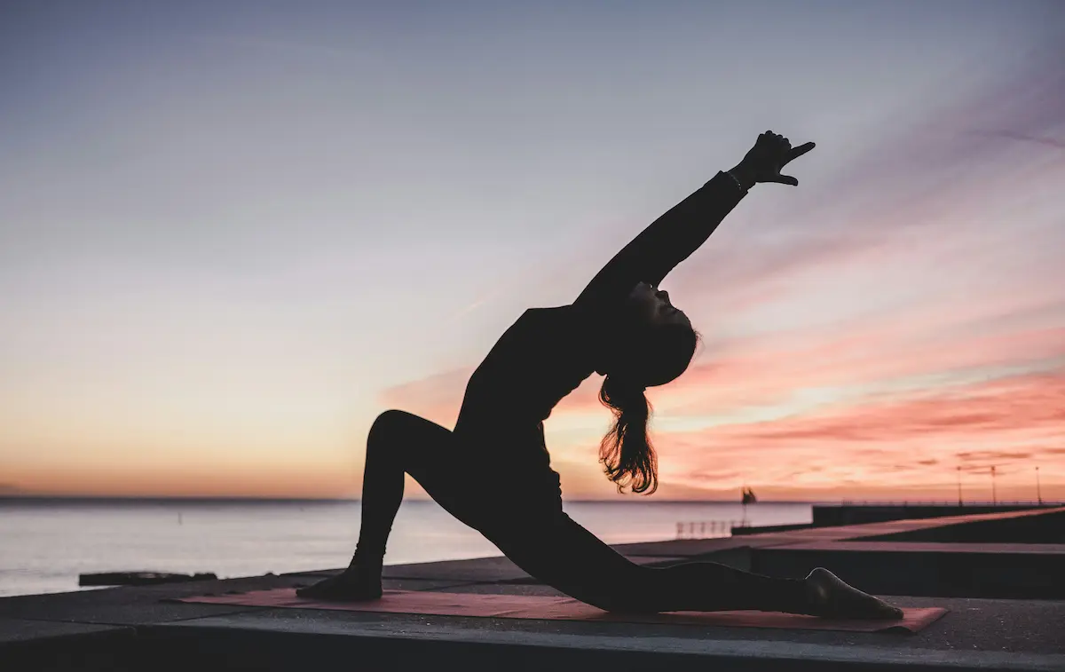 Diferencias clave entre gestionar un centro de Pilates y uno de Yoga (y qué software elegir)